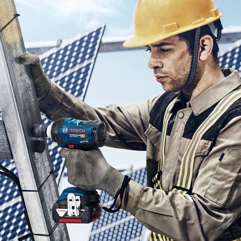 Bosch GDS 18V-400 Cordless Lmp - Power Tools Cordless review and price